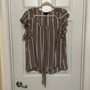 Lightweight Short Sleeve Blouse